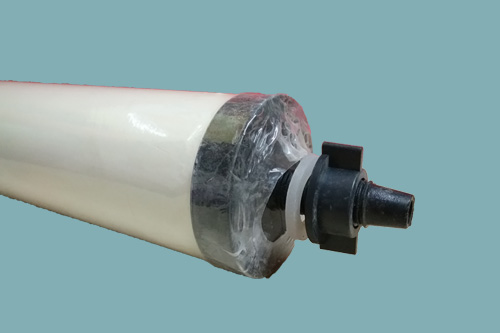 Cleanable and reusable ceramic shell drinking water filter